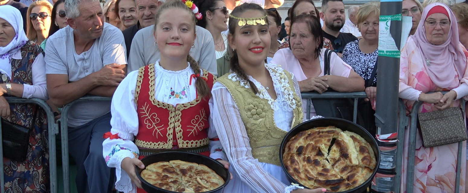 Miris tradicije sa Pešteri – tajna sjeničke pite koja spaja generacije FOTO/VIDEO