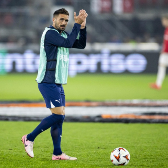 Kao da je čuo apel za povratak u reprezentaciju – magija Dušana Tadića u Emiratima VIDEO