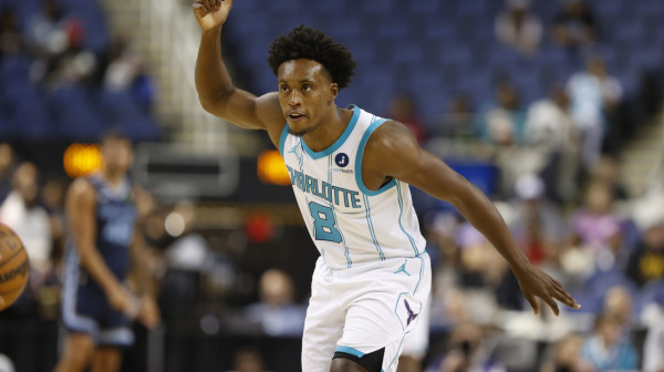 NBA liga u šoku: Ko je Sekstonu "ukrao" centimetre?!