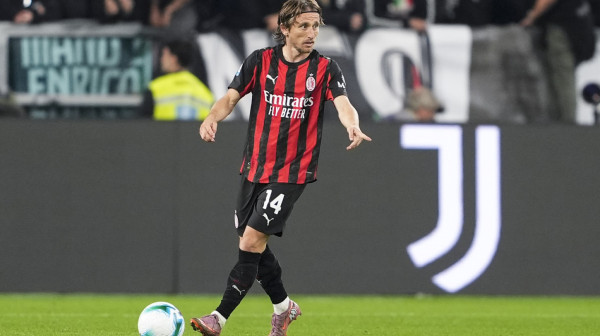 "Modrić u Milanu – gotov igrač! Ko će da plati da gleda groblje slonova?"