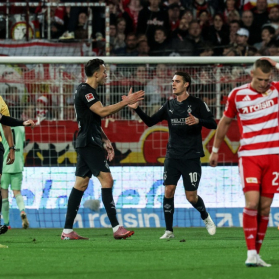 Ilić "mirovao" – Menhengladbah zakucan za dno