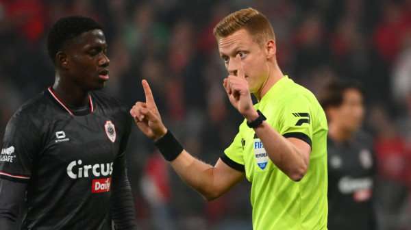 Glupost navijača – sudija prekinuo "derbi" dva minuta pre kraja meča VIDEO