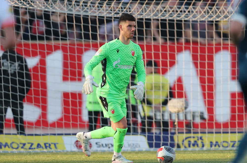 Zvezda prodaje Glazera?