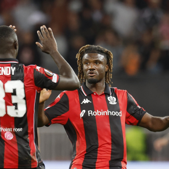 Lion "neće" na vrh – promašen penal i poraz na "Rivijeri"