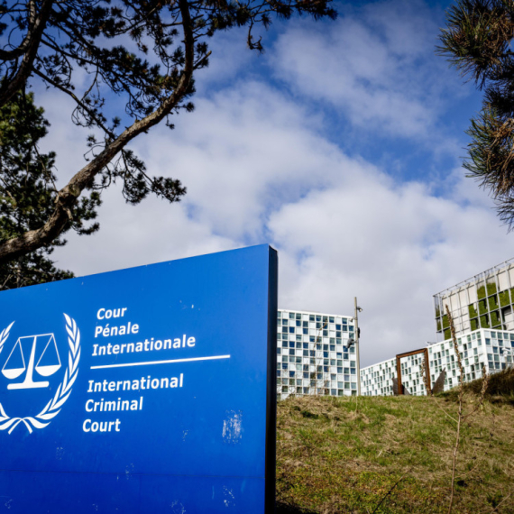 Ruska zvaničnica za kojom traga ICC "prevaspitala" otetog ukrajinskog dečaka