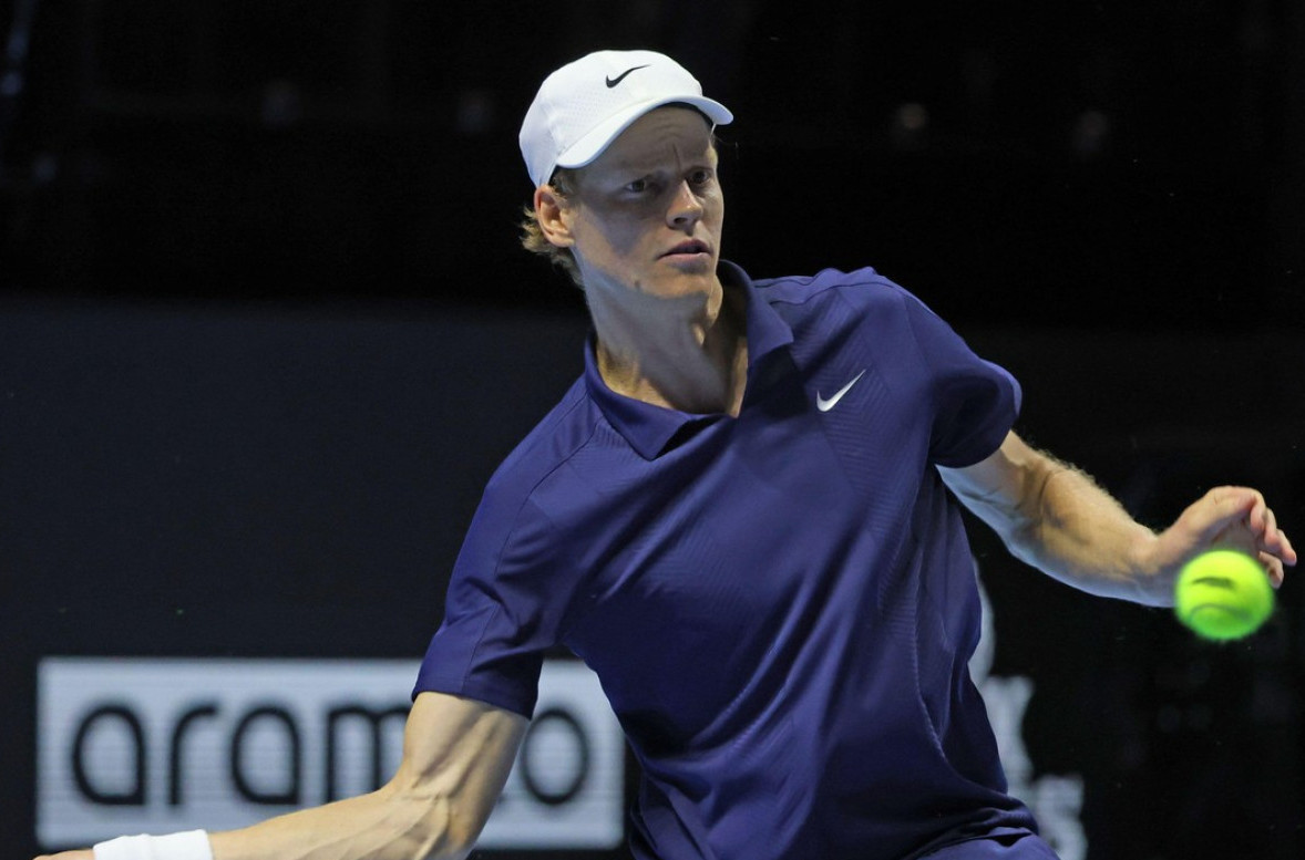 Siner je kralj nad kraljevima! VIDEO