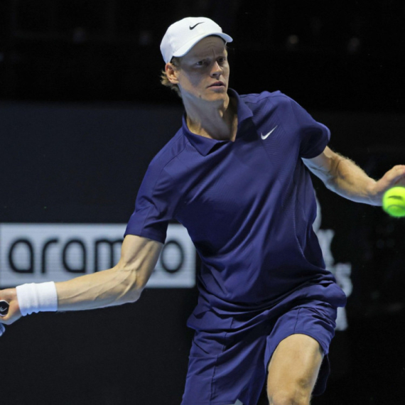 Siner je kralj nad kraljevima! VIDEO