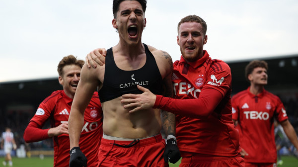 Magija Lazetića u 90+6' – komentatori, navijači, svi u transu VIDEO