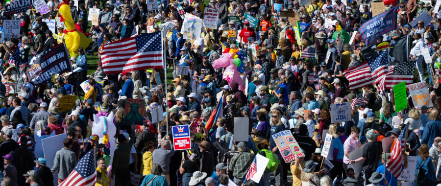 Masovni protesti u SAD; Tramp na meti nezadovoljnih građana FOTO/VIDEO