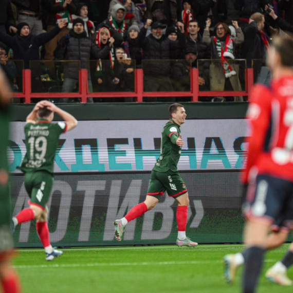 Nestvaran gol u derbiju Moskve – igrači se hvatali za glavu VIDEO