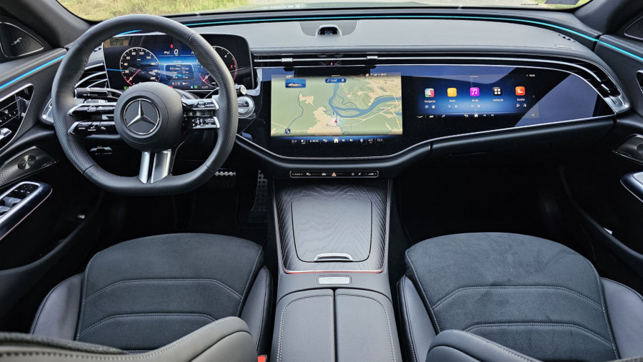 Test: Mercedes E220d 4MATIC – tradicionalno u modernom
