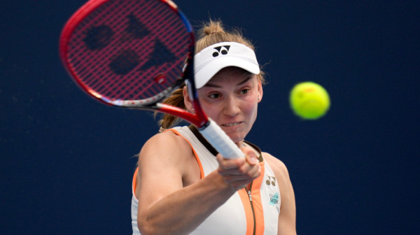 Titula za Ribakinu – i drama za WTA finale