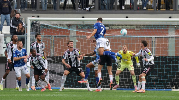 Skandalozno loš Juventus nokautiran u Komu! VIDEO