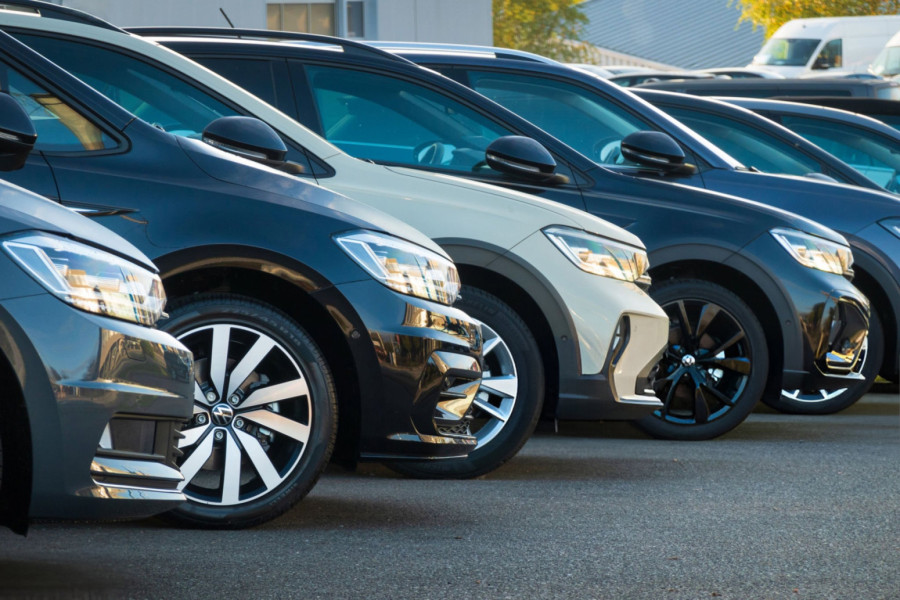 Najezda velikih i teških automobila: Kako gradovi pokušavaju da se odbrane od njih