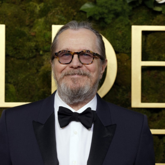 Gari Oldman smatra da je ovo njegov najpotcenjeniji film: "Ostvarenje na koje sam posebno ponosan"