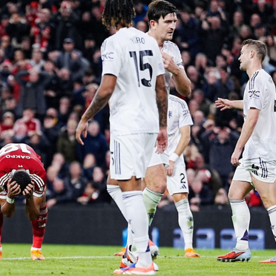 Samo Darvin gori od Gakpa