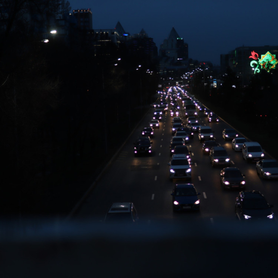 Totalni kolaps na auto-putu Miloš Veliki: Formirane kilometarske kolone FOTO