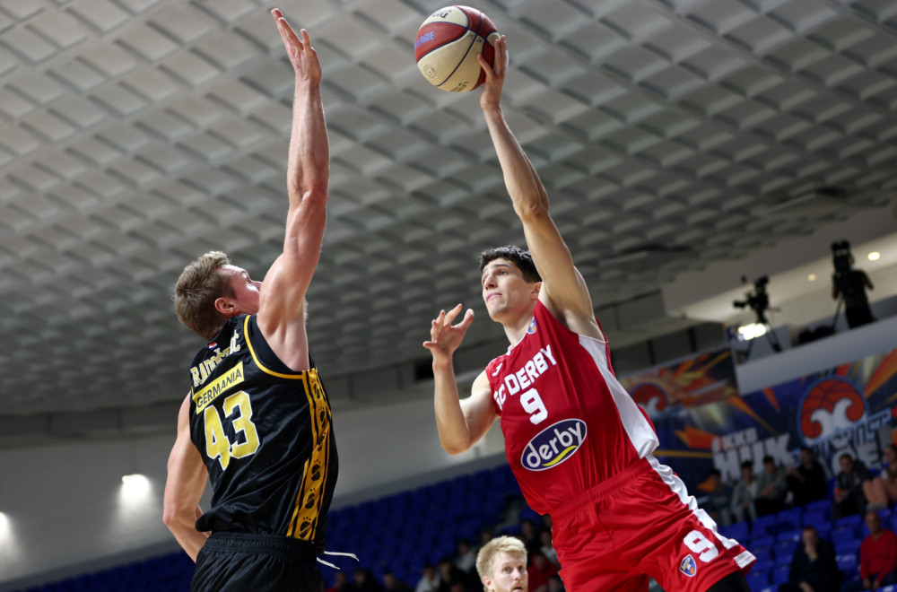 Gegić i Ilić "sami" pobedili Split