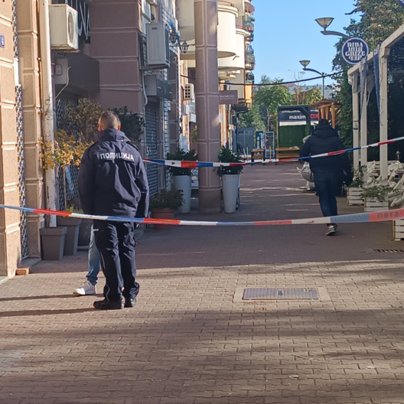 Užas u Novom Sadu: Pronađena mrtva beba na ulici; Majka prebačena u bolnicu FOTO/VIDEO