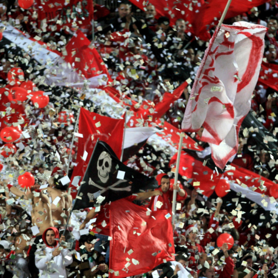 Haos u Tel Avivu – uhapšeno 40, povređeno 29 ljudi, derbi otkazan VIDEO