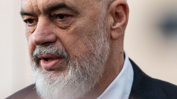 Tramp osniva odbor za mir, Rama dobio poziv? Daje milijardu da se spase narko-istrage?