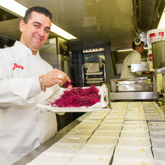 Operisan najpoznatiji poslastičar na svetu: "Imam samo jednu ruku..." VIDEO