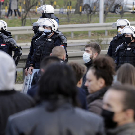 Raskrinkani su: Nisu "studenti" ti koji vode priču – vodi je stara opozicija VIDEO