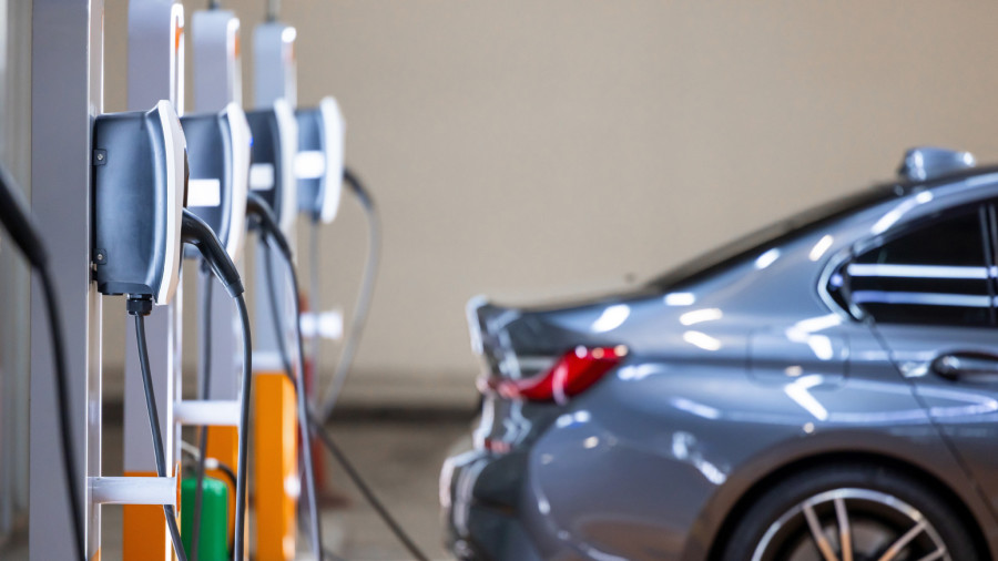 Nemačka daje do 6.000 evra za električne automobile, građani pohrlili po subvencije