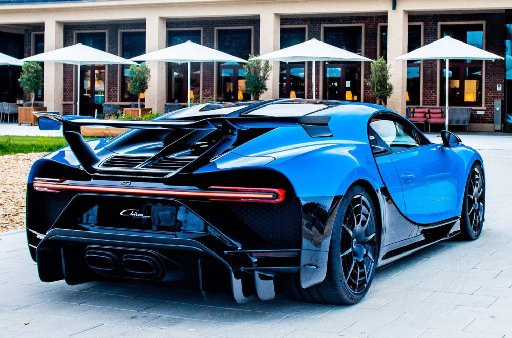 Farovi skuplji od Lamborghinija: Jutjuber otkrio sumanutu cenu popravke Bugattija VIDEO