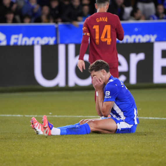 Valensija nekako odolela Alavesu