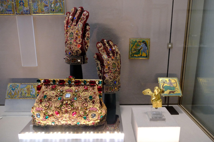 Rado bih kupio ukraden nakit iz Luvra FOTO