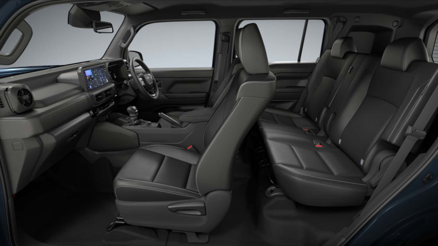 Stigao je Land Cruiser FJ: Novi Toyotin terenac retro dizajna FOTO