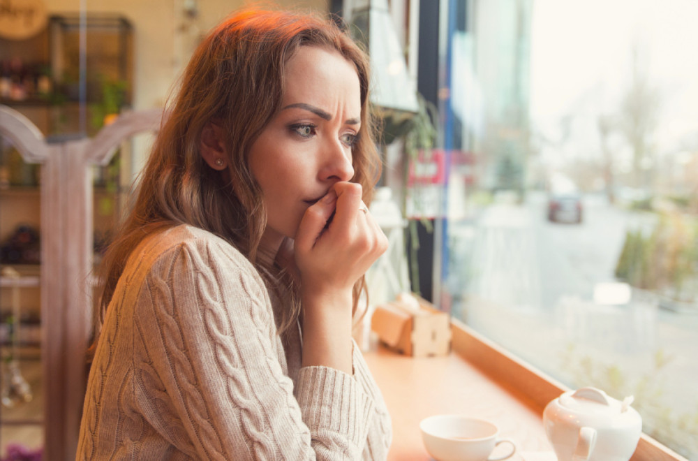 Ovih šest simptoma ljudi u srednjim godinama su rani znak demecnije