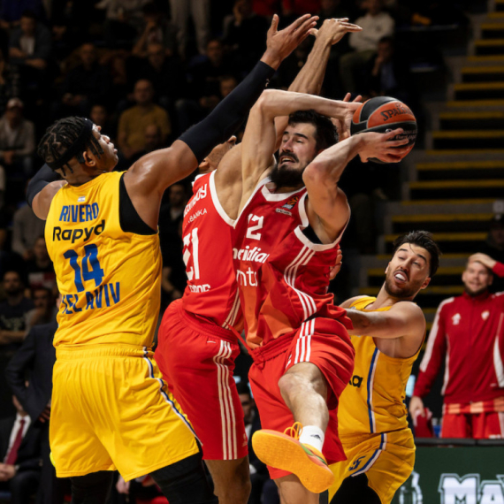 Isplivali novi detalji: Niko nije ni glasao, Zvezda umalo nagrabusila