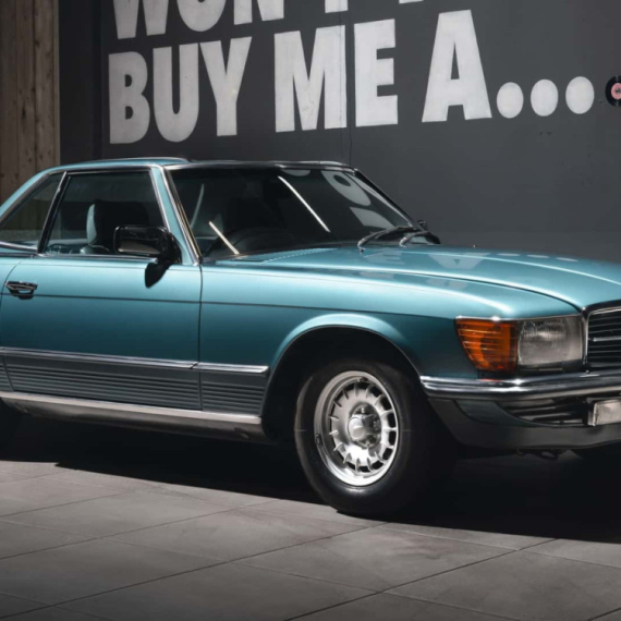 Putovanje kroz vreme: Neverovatno očuvan Mercedes otkriven nakon 42 godine FOTO