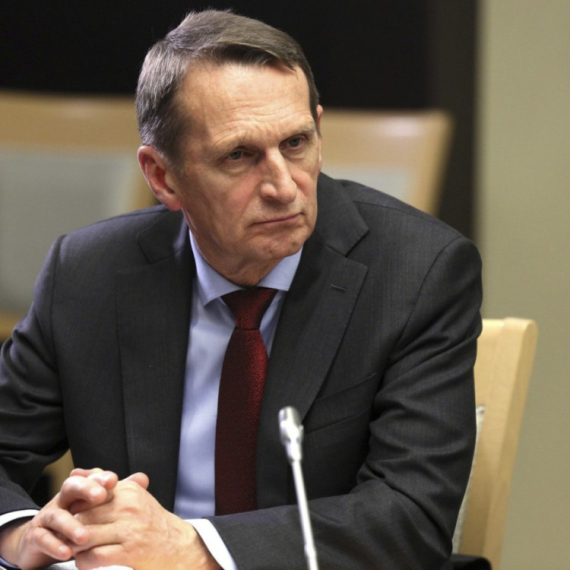 Nariškin: Zapad koristi nove metode za podsticanje protesta; To smo videli u Srbiji, Nepalu, Maroku