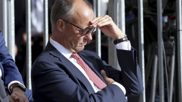 Uhvaćeni na delu: Mercova vlada "pojela" milijarde evra