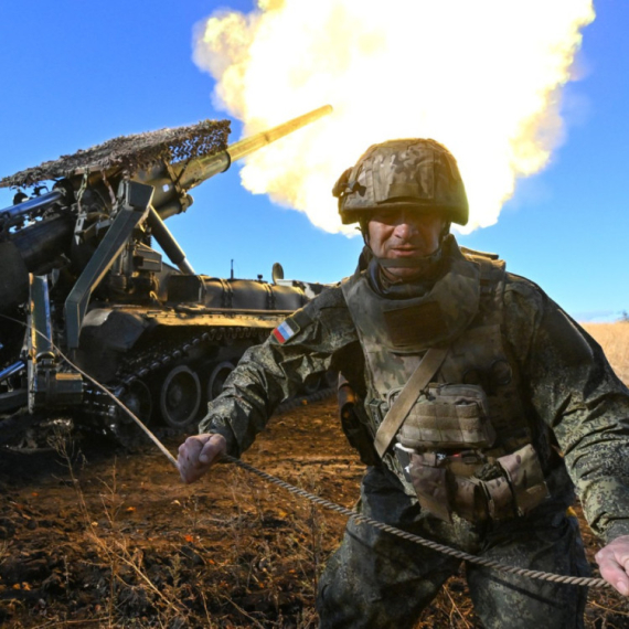 Masovna predaja; Rusi tvrde: Grad je pao FOTO/VIDEO