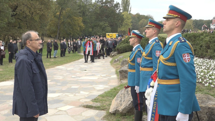 Muk, tuga i nakon 84 godine: Najtužniji časodržan u Šumaricama u znak sećanja na nastradale đake FOTO