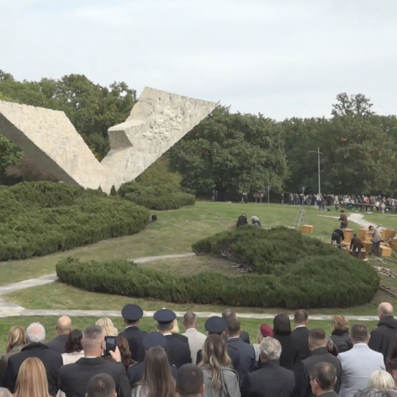 Muk, tuga i nakon 84 godine: Najtužniji časodržan u Šumaricama u znak sećanja na nastradale đake FOTO
