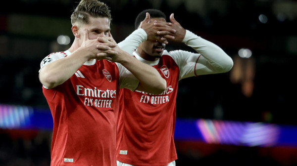 Arteti laknulo: "On čini Arsenal boljim" VIDEO