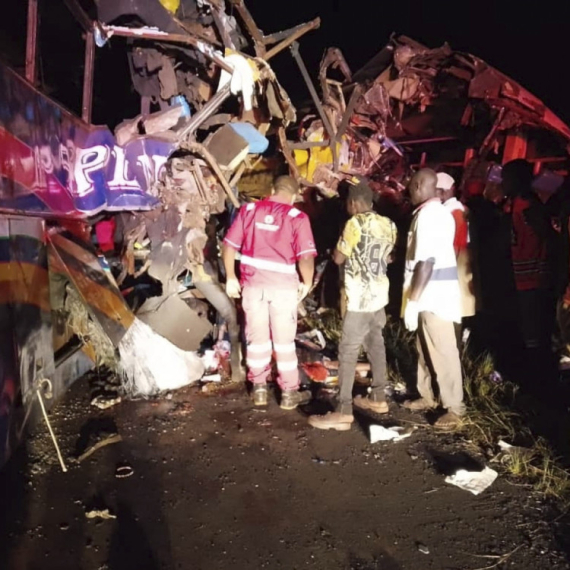 Stravičan sudar; Najmanje 63 osobe poginule FOTO