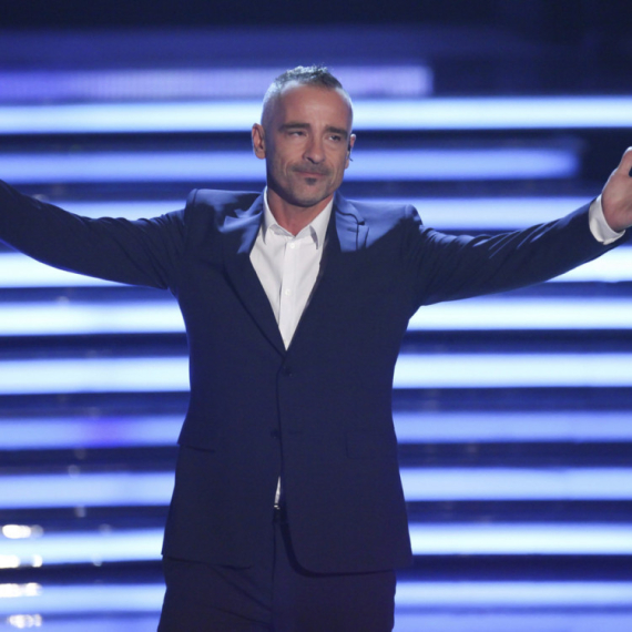 Eros Ramacoti objavljuje novi album FOTO