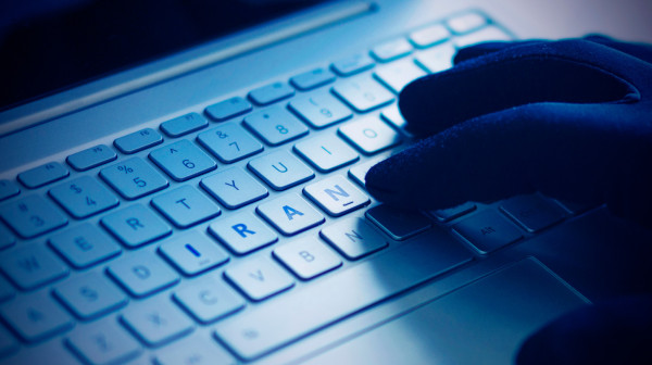 Iranski hakeri napali: Na udaru više od 100 državnih institucija