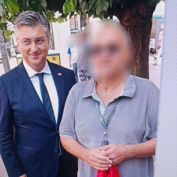 Plenković i blokader koji je pucao zajedno; Hrvatski mediji: Napadač je poznat; "Ne osećam se ugodno u Srbiji"