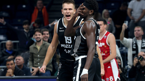 B92.sport na treningu Partizana – pola tima šutira trojke, pola igra fudbal VIDEO