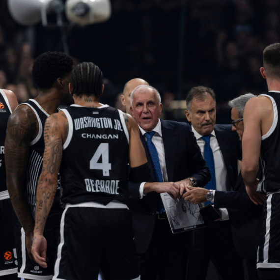 Nova povreda u Partizanu; Obradović traži i beka, bez komentara o Batleru VIDEO