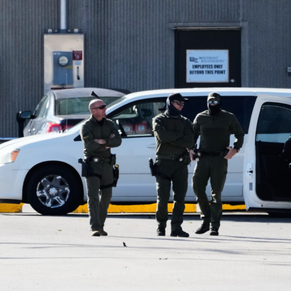 Čikago u strahu; Naoružana vojska na ulicama; Ljudi počeli da upozoravaju jedni druge