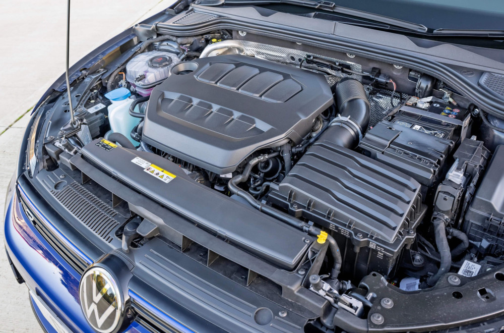 Nemačka menja planove: Benzinci i dizelaši možda neće nestati 2035!