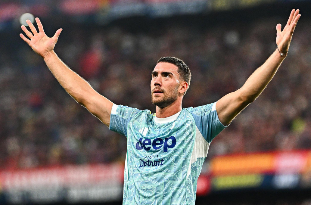 Reč legende: "Vlahović mora u startnu postavu!"